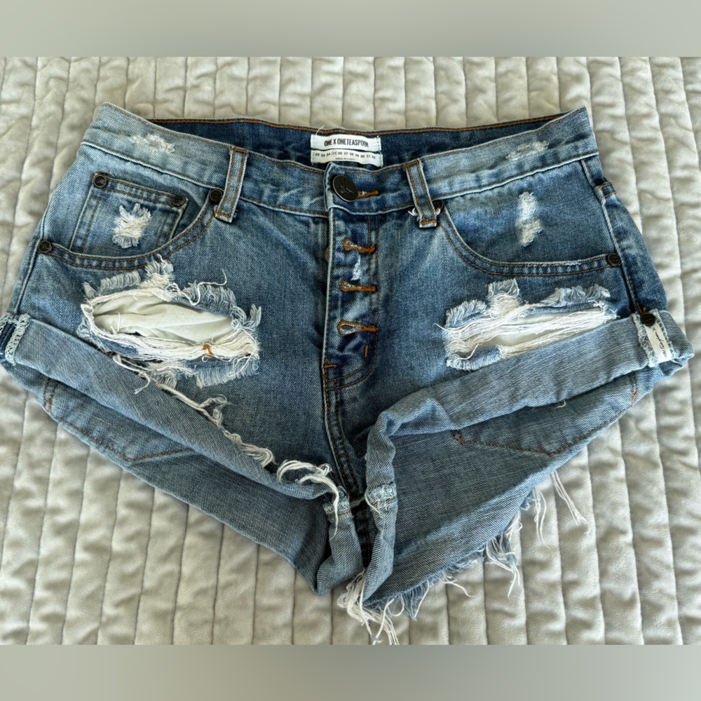 One by one teaspoon Bandits jean shorts, size 25